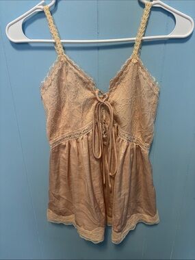 POL Beige Lace Trim Tank Top